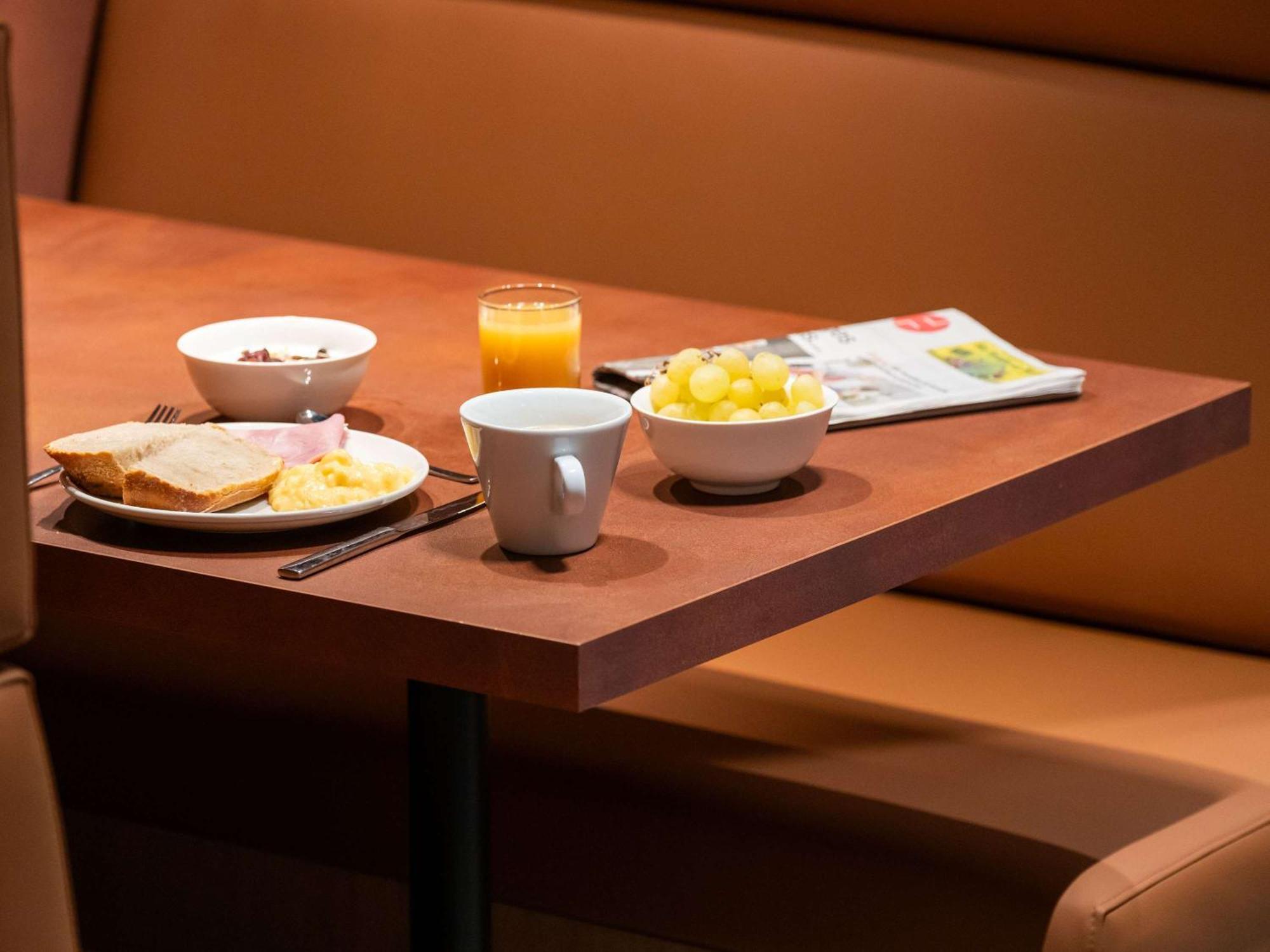 Ibis Budget Nantes Nord Treillières Exterior foto